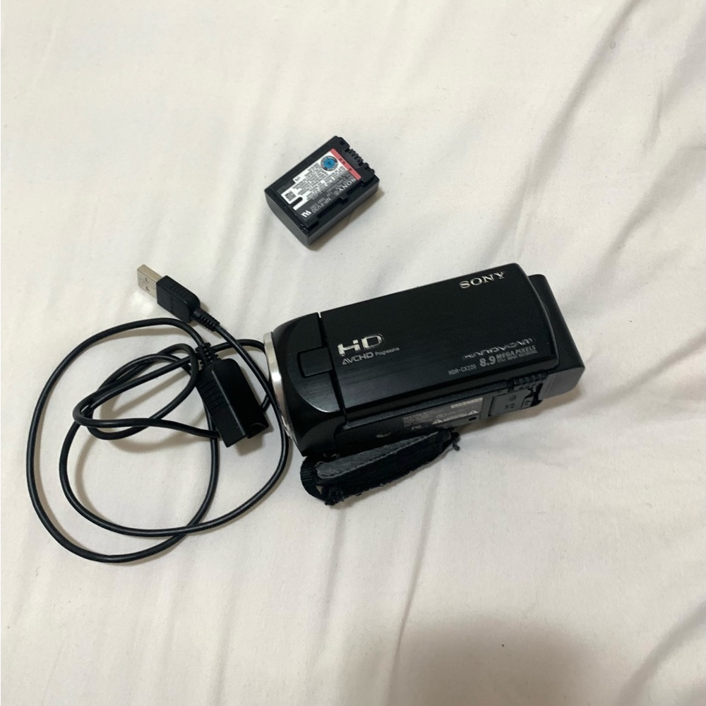 Sony handycam HDR Cx-220 (broken)